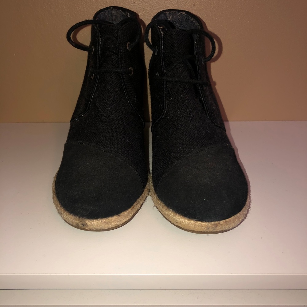 TOMS Desert Espadrille Wedge - Black Size 8